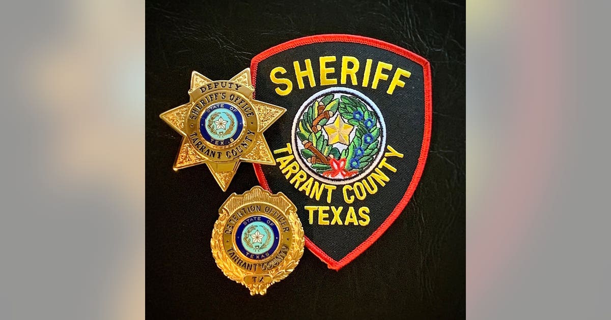 Tarrant County deputies investigating deadly Tuesday morning SUV crash