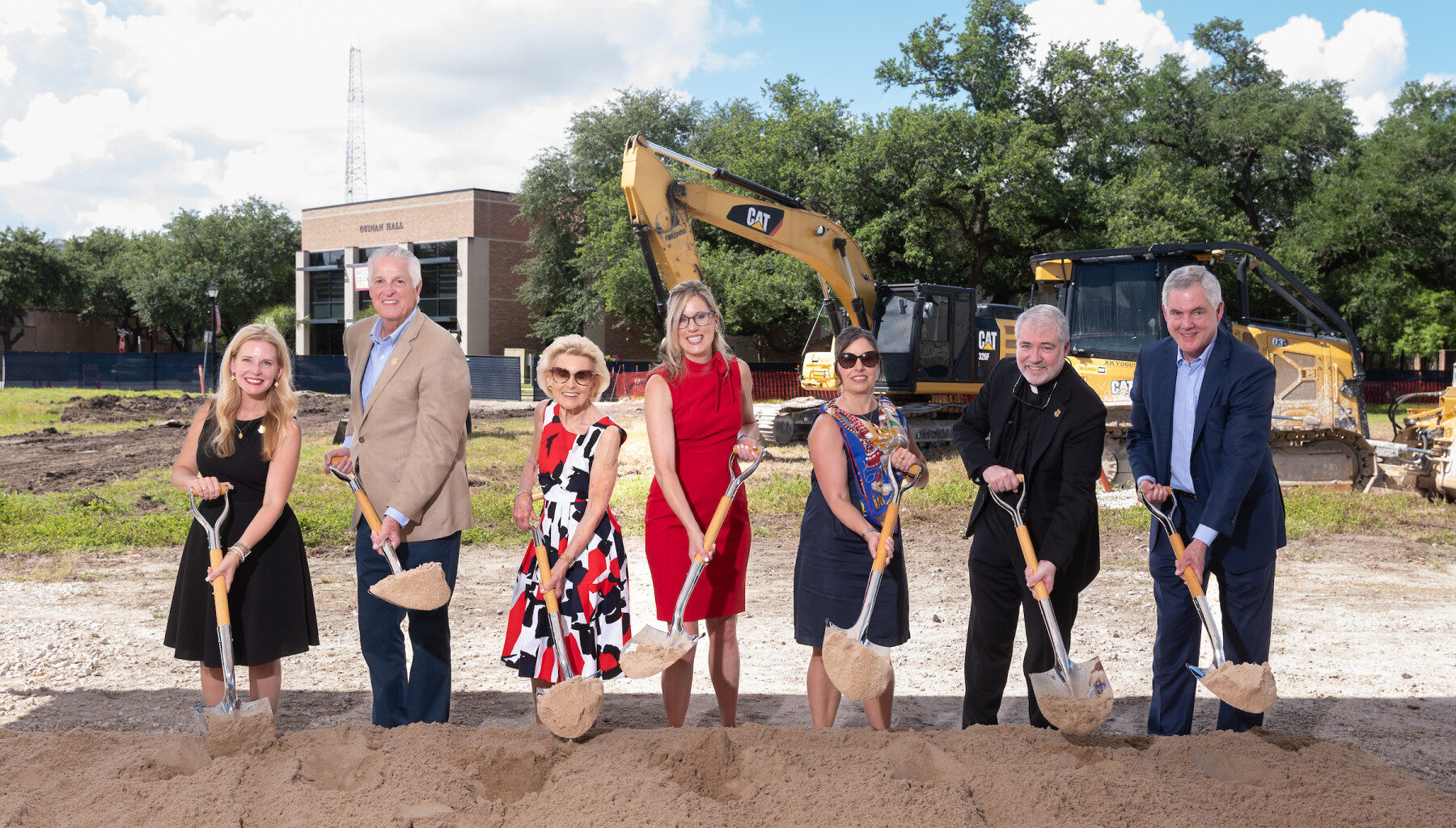Press Release: University of St. Thomas begins construction of new residence hall