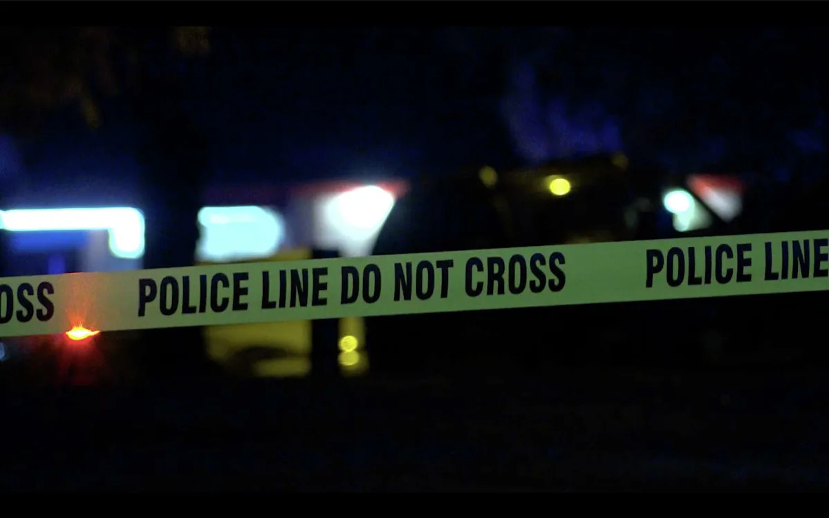 Neighbor shoots, kills machete-wielding man who was dragging woman down Fort Worth street