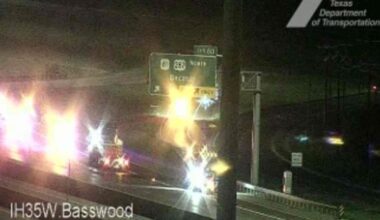 Two people dead after a crash on Northwest Highway 287 in Fort Worth Wednesday morning, police say