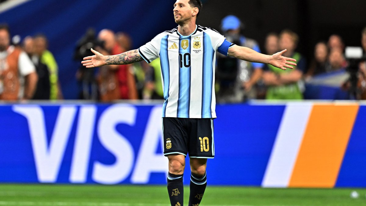 Messi and Argentina play final World Cup group game in Dallas – NBC 5 Dallas-Fort Worth