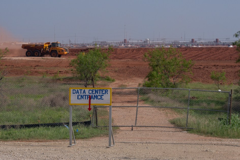 Texas county rescinds data center moratorium after lawsuit