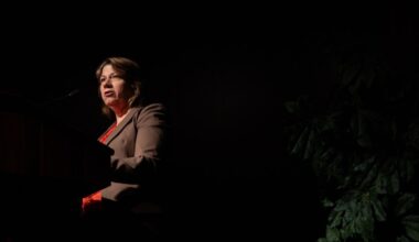 Records challenge UT-Austin’s allegations against fired KUT leader