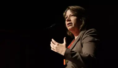 Debbie Hiott, KUT general manager, speaks during the opening night of the KUT Festival on May 1.