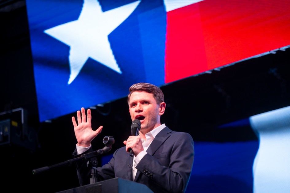 New pro-Talarico super PAC courts GOP voters in Senate race