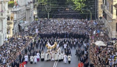 Pope Leo: Keep beautiful witness of Corpus Christi processions alive