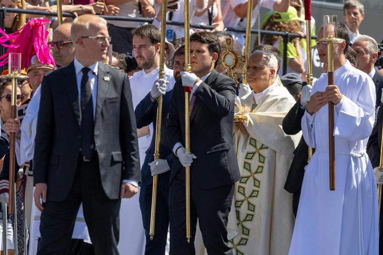 Pope Leo XIV leads a Eucharistic procession in Madrid, Spain, on June 7, 2026, for the feast of Corpus Christi.