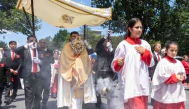 On Corpus Christi, US parishes show solidarity with migrants, refugees and urge their protection