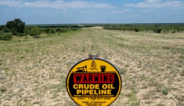 Texas gas pipeline projects spark tensions with landowners