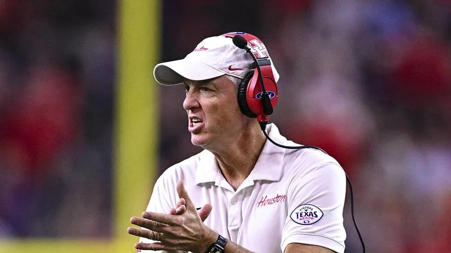Houston Cougars head coach Willie Fritz