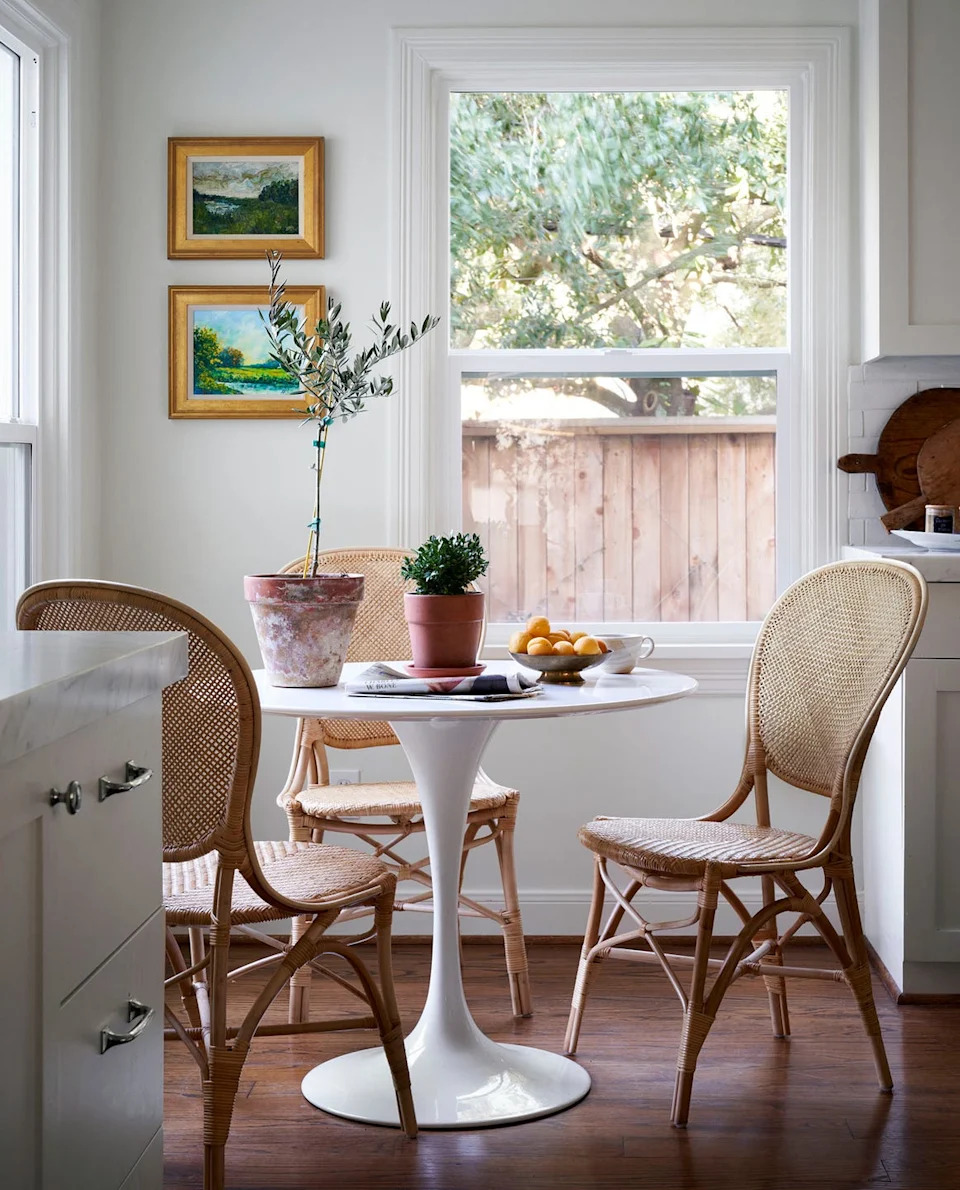 breakfast nook