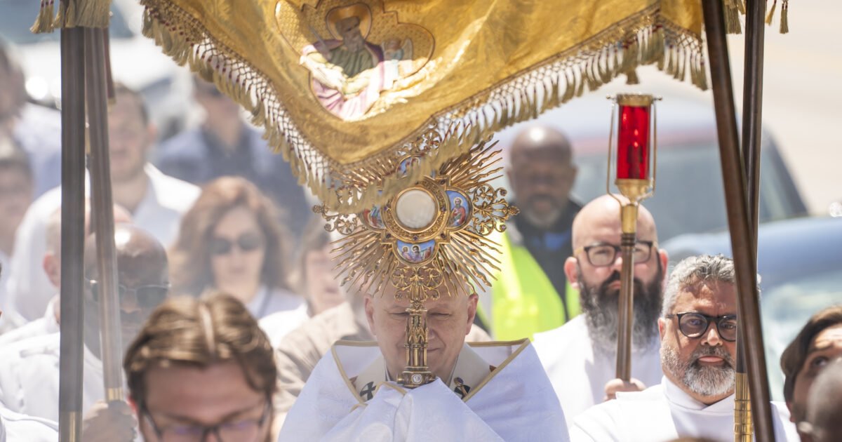 'Manna from Heaven': Archbishop Weisenburger leads faithful in annual o(PHOTOS)