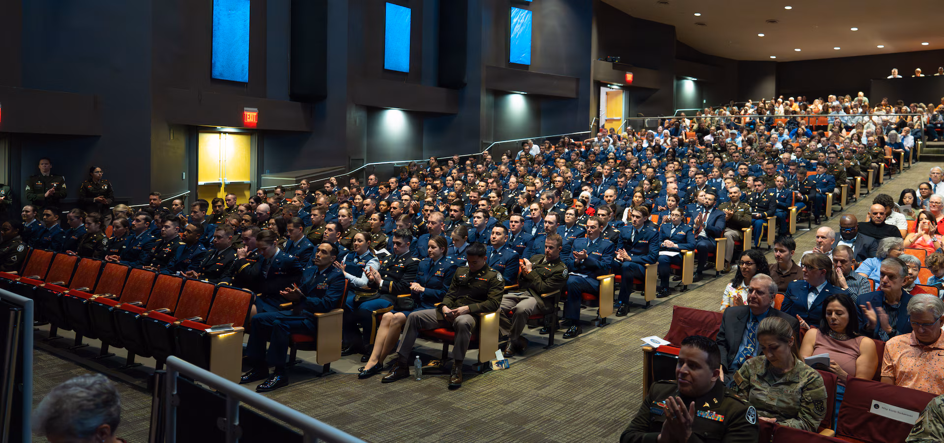 SAUSHEC graduation ceremony honors residents, fellows, accomplishment > Joint Base San Antonio > News