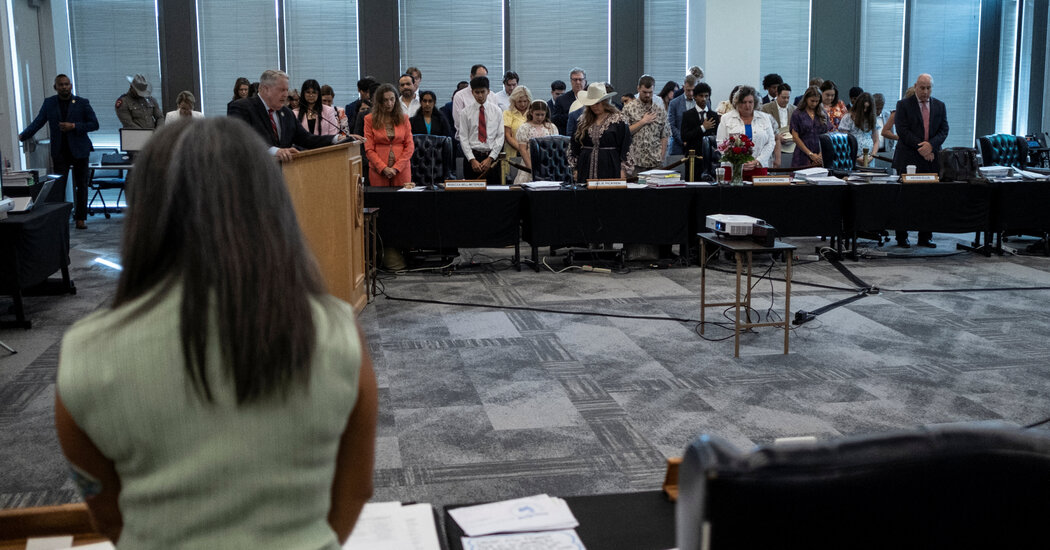 Texas Has a New Way to Teach History: In Chronological Order