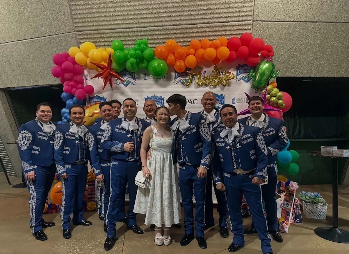 'Baby, I've been pulled over': San Antonio mariachi musician detained by ICE after performing