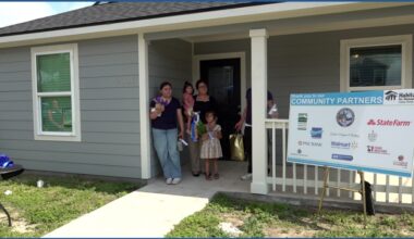Single mother receives keys to new Habitat for Humanity home in Corpus Christi