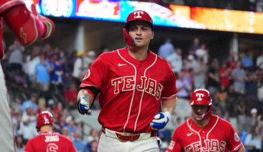 Corey Seager hits a 2-run homer in his Rangers return, snapping an 0-for-29 skid