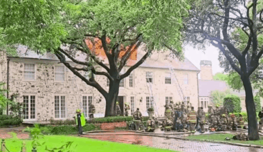 Crews battle 3-alarm house fire in Addison