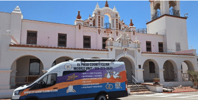 El Paso County Clerk’s Office visits La Tuna with mobile unit