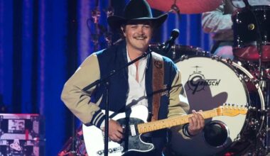 Zach Top bringing ‘Cold Beer & Country Music’ tour to Corpus Christi this fall