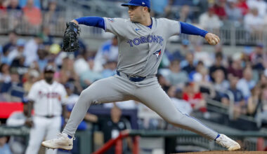 Chad Dallas combines with 5 Toronto pitchers for 4-hitter in MLB debut as Blue Jays stop Braves 7-2