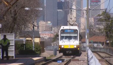 How to get to Dallas Stadium without a car