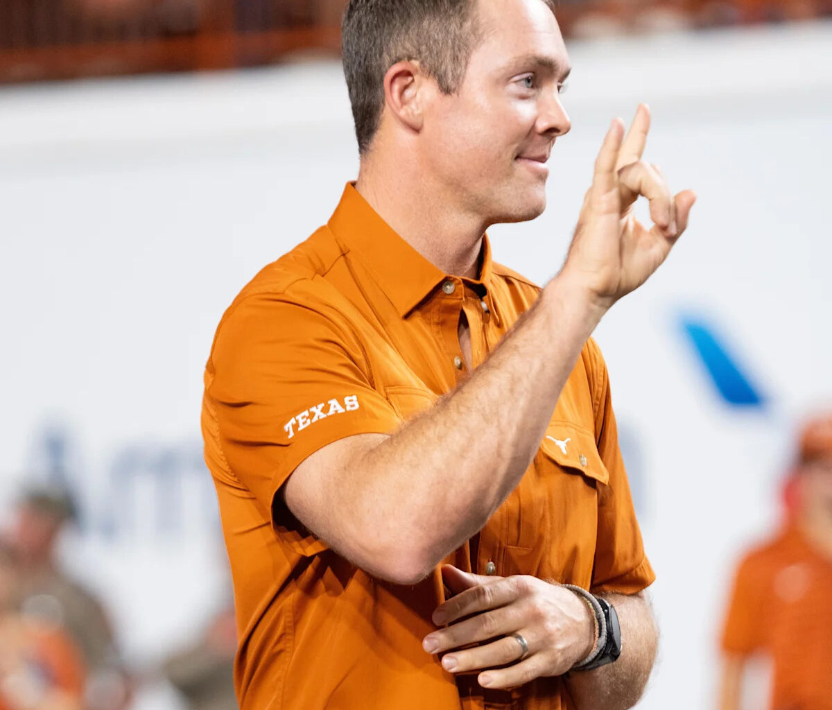 Longhorns Daily News: Texas alums Colt McCoy, Casey Hampton land on 2027 College Football Hall of Fame ballot