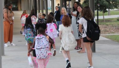 Students enter an Austin ISD campus on Aug. 22, 2024. The district currently faces a $181 million shortfall and is closing 10 campuses. (Sarah Hernandez/Community Impact)