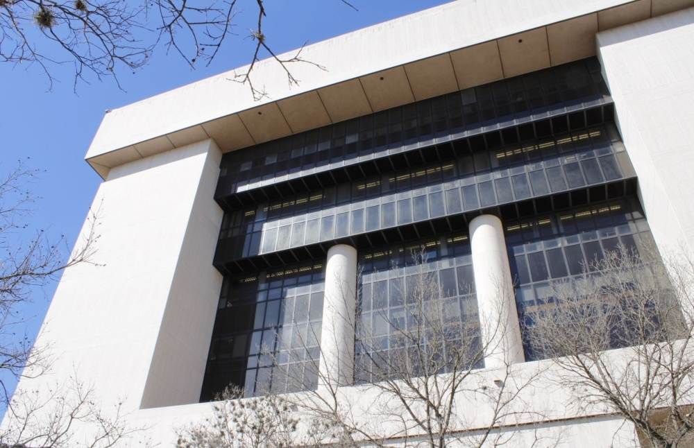 The Albert B. Alkek Library's sixth floor will undergo a $3.5 million renovation, adding new staff offices and student group study support spaces. (Michael Milliorn/Community Impact)
