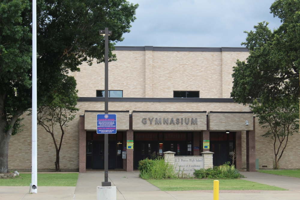 Richardson ISD will increase its custodial fees for sports and community organizations that lease campus facilities in order to cover costs. (Isabella Zeff/Community Impact)
