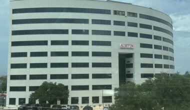 Austin ISD's administrative headquarters at 4000 S. IH-35 in Austin. (Elle Bent/Community Impact)