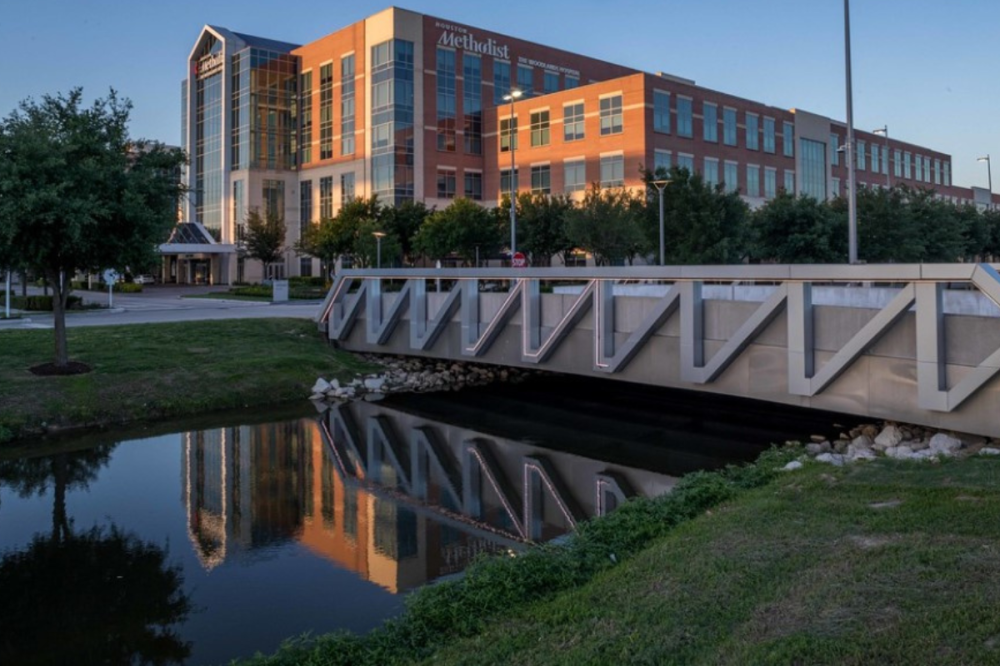Outside photo of Houston Methodist The Woodlands Hospital