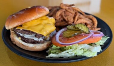 Eagle Burger