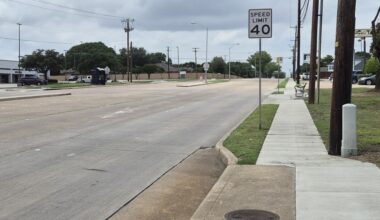 New trees will be planted at the medians along 15th Street, including near Custer Road. (Patricia Ortiz/Community Impact)