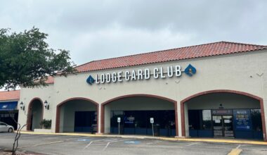 The Lodge Card Club is located in the Renaissance retail center, between I-35 and Mays Street in Round Rock. (Brooke Sjoberg/Community Impact)