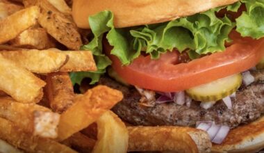 R&R Crafthouse Grill will soon be bringing its American cuisine and Cajun flavors to Katy. (Courtesy R&R Crafthouse Grill)