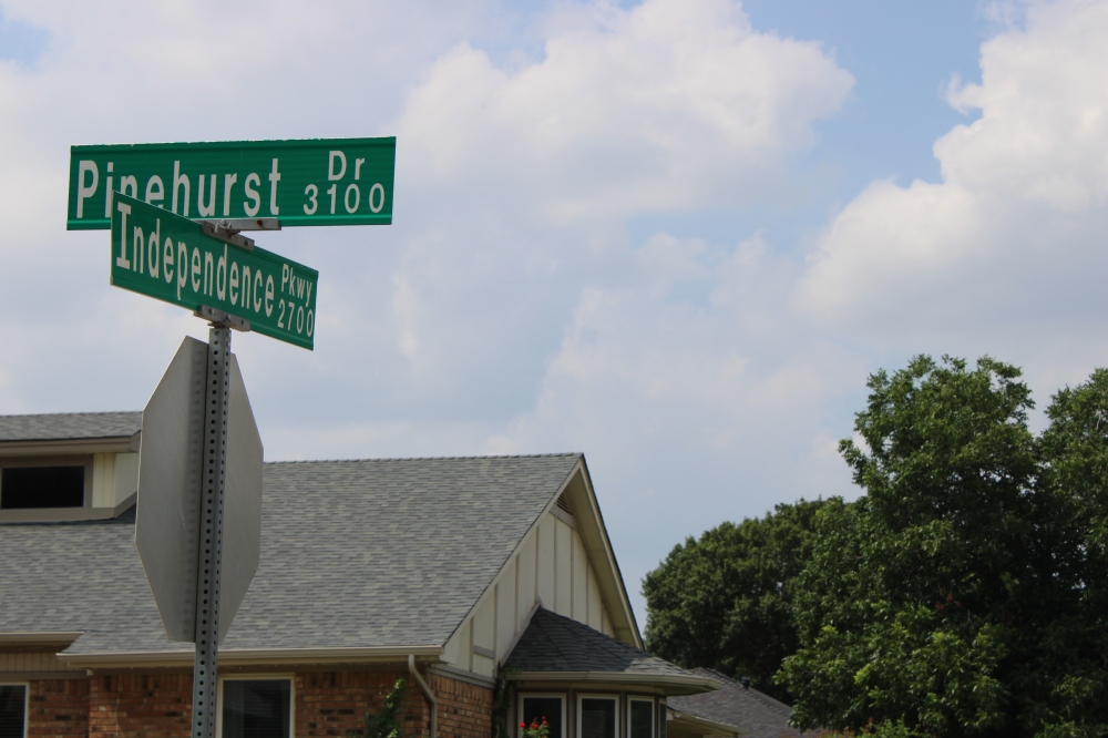 Some neighborhoods along Independence Parkway will see construction for paving improvements starting in July. (Patricia Ortiz/Community Impact)