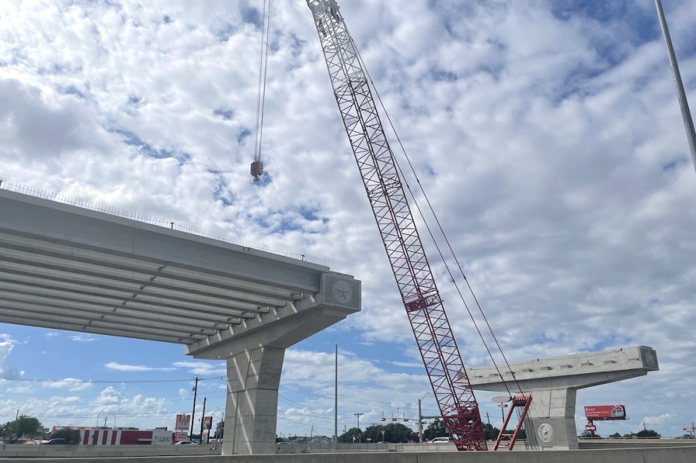 I-35 northbound main lanes in South Austin will be closed nightly for three to four consecutive weekends. (Sienna Wight/Community Impact)