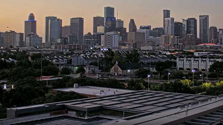 LIVE CAMERAS | From Galveston to Montgomery County, downtown Houston and more