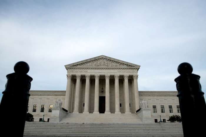 Texas death row inmate asks Supreme Court to allow appeal challenging hypnotized witness