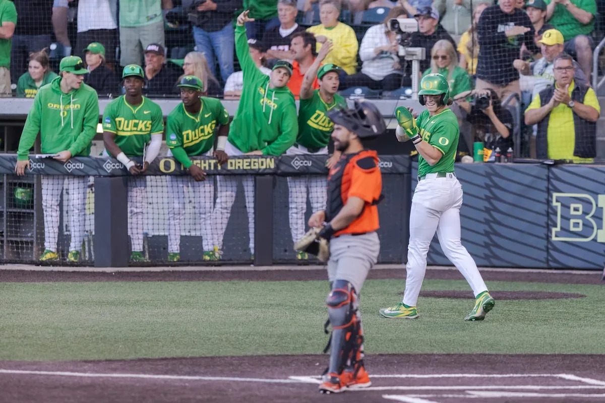 No. 11 Oregon Ducks defeat Oregon State in Eugene Regional, face Texas in super regional