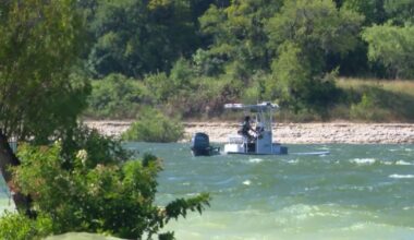 Body of man who went under water while trying to help child at Benbrook Lake has been recovered, officials say