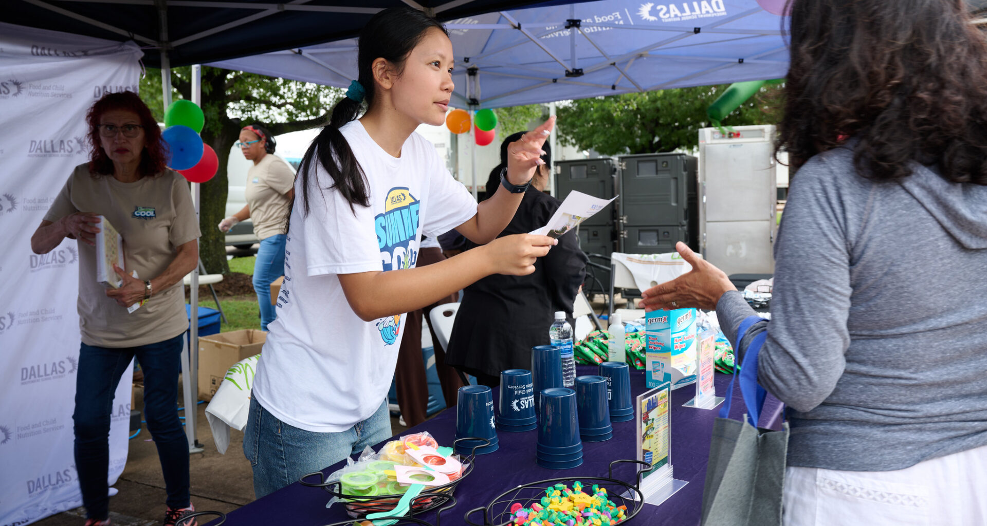 Dallas ISD kicks off summer with free meals