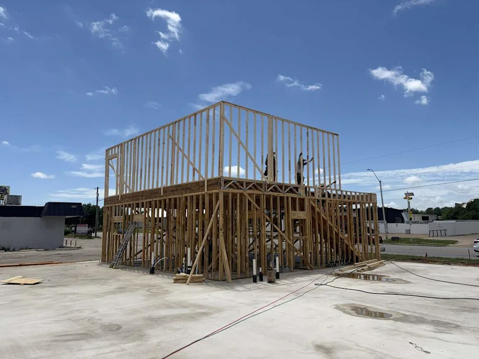 The Fort Worth Mobile Food Court will have a commissary building for the food truck tenants.