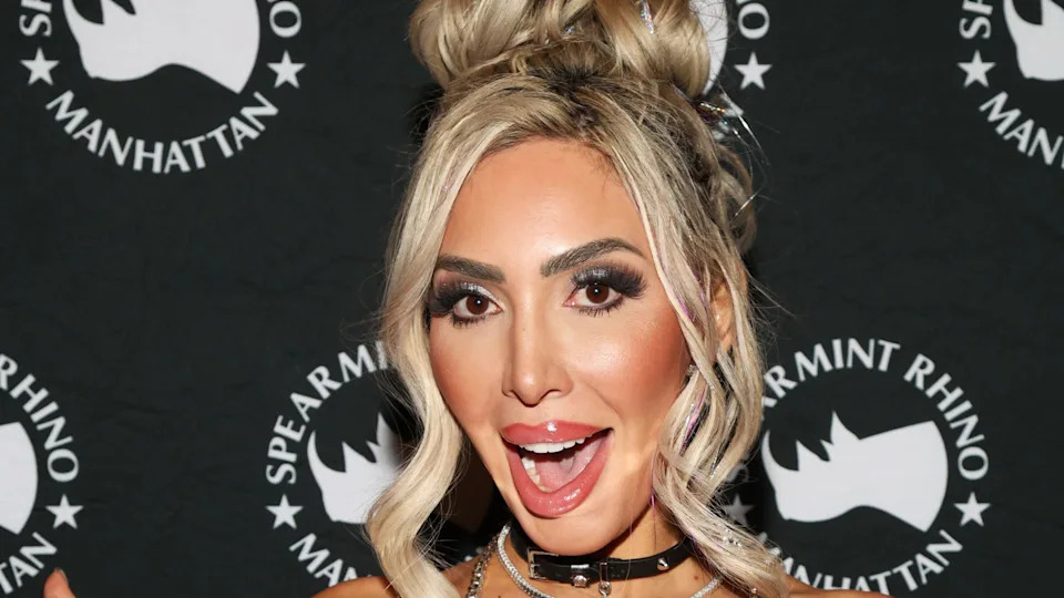 Farrah Abraham Reveals She Can No Longer Open Her Jaw After Plastic Surgery