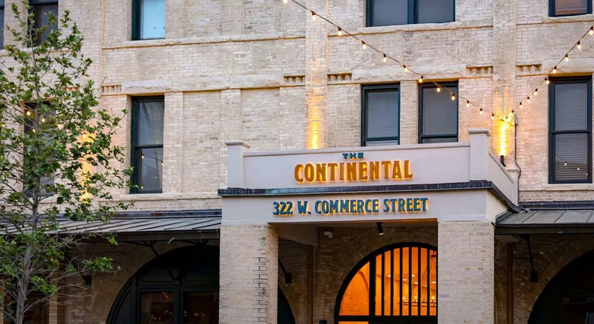 UT San Antonio to lease downtown developer's building for student housing