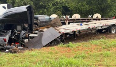 Nine hospitalized after 13‑vehicle pileup on I‑20 in Kaufman County