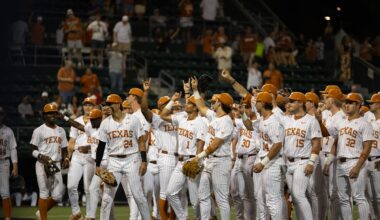 Texas baseball outmatched by Georgia Bulldogs in College World Series opener – The Daily Texan