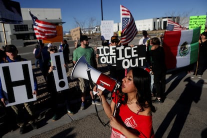 México eleva su protesta por la muerte de connacionales bajo la custodia del ICE