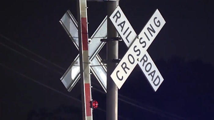 Man hit, killed by train after lying on tracks in northwest Houston, HPD says